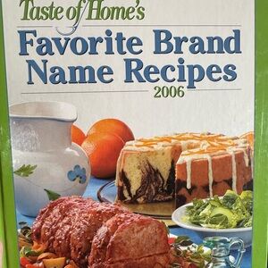 Taste of Home 2006 Favorite Brand Name Recipes Cookbook - Green Cover